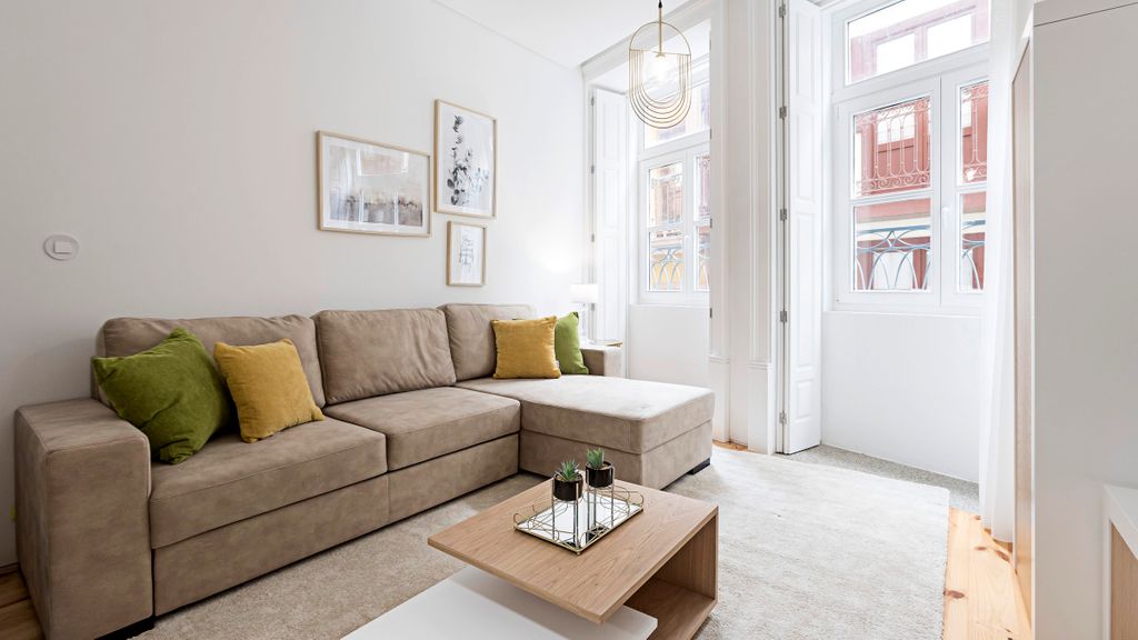 Lóios 1BR Flat Downtown by LovelyStay