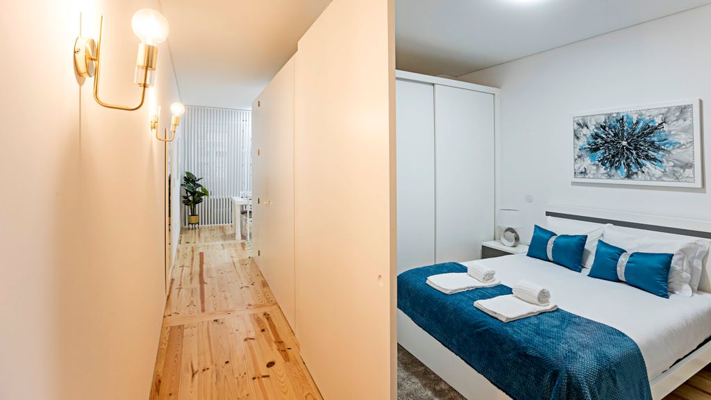 Lóios 1BR Flat Downtown by LovelyStay