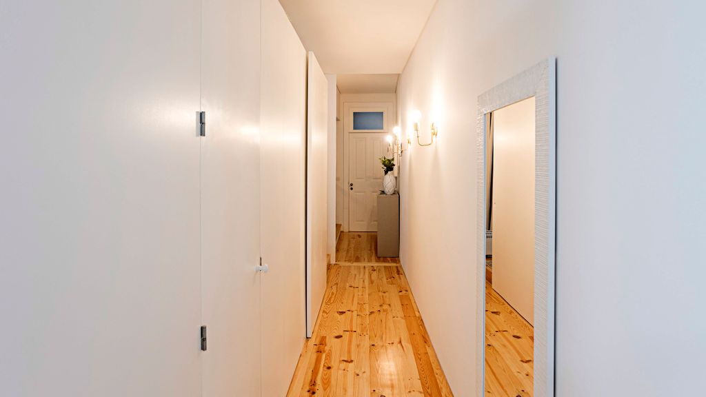 Lóios 1BR Flat Downtown by LovelyStay