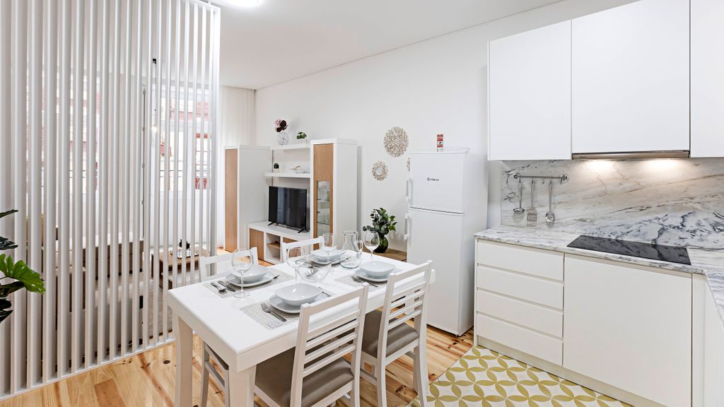 Lóios 1BR Flat Downtown by LovelyStay