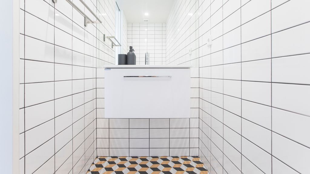 Modern 2BR Duplex by Art District by LovelyStay