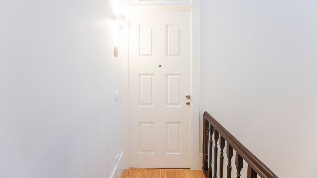 Modern 2BR Duplex by Art District by LovelyStay