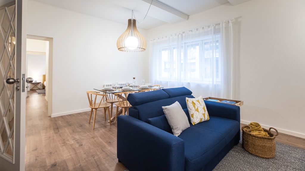 Tasteful 2BR Flat in Art District by LovelyStay
