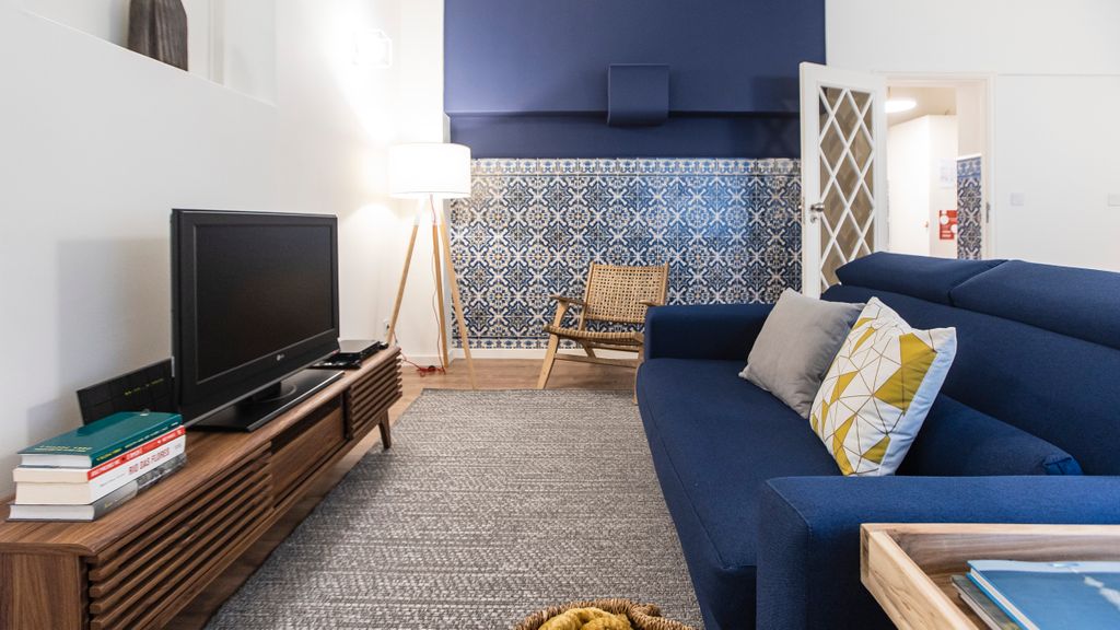 Tasteful 2BR Flat in Art District by LovelyStay