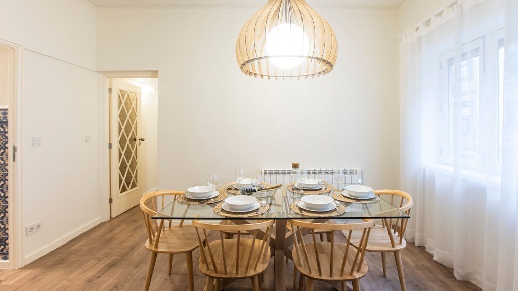 Tasteful 2BR Flat in Art District by LovelyStay