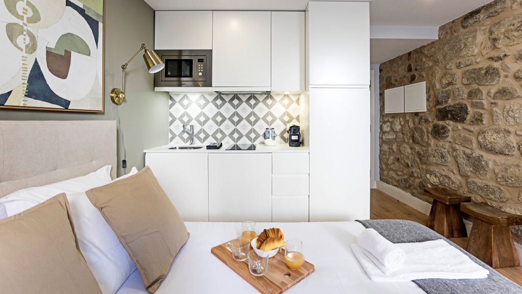Cimo de Vila 62 - 1T by LovelyStay