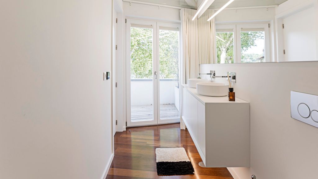 Wonderful 2BR Duplex Near River by LovelyStay