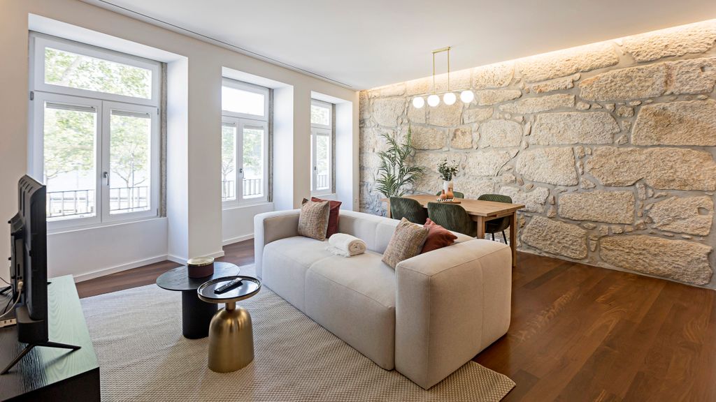Wonderful 2BR Duplex Near River by LovelyStay