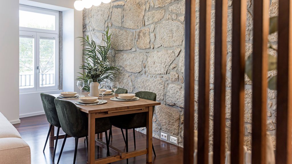 Wonderful 2BR Duplex Near River by LovelyStay
