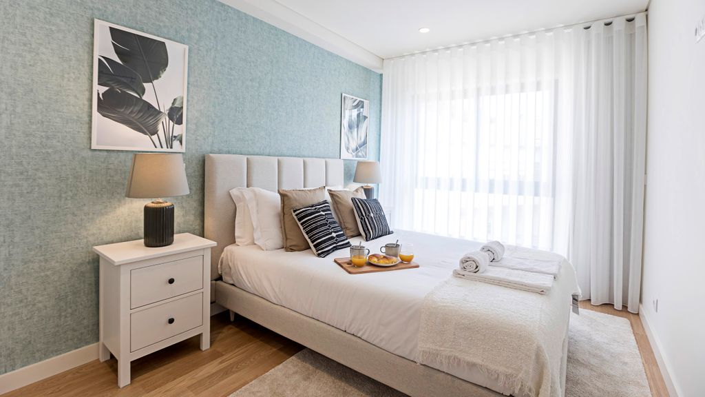 Paraíso 2M w/ AC & Balcony by LovelyStay