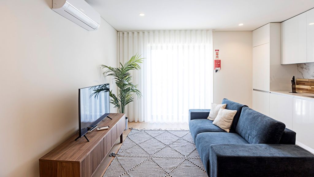 Paraíso 2M w/ AC & Balcony by LovelyStay