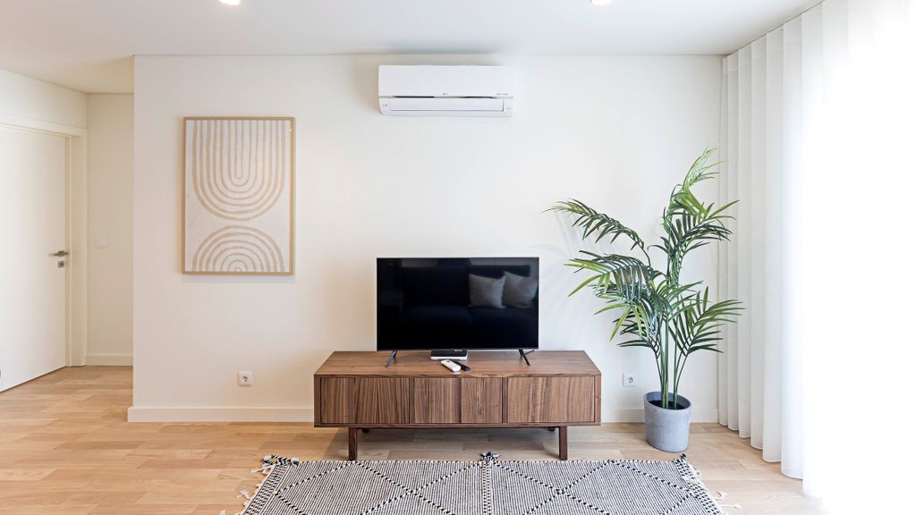 Paraíso 2M w/ AC & Balcony by LovelyStay