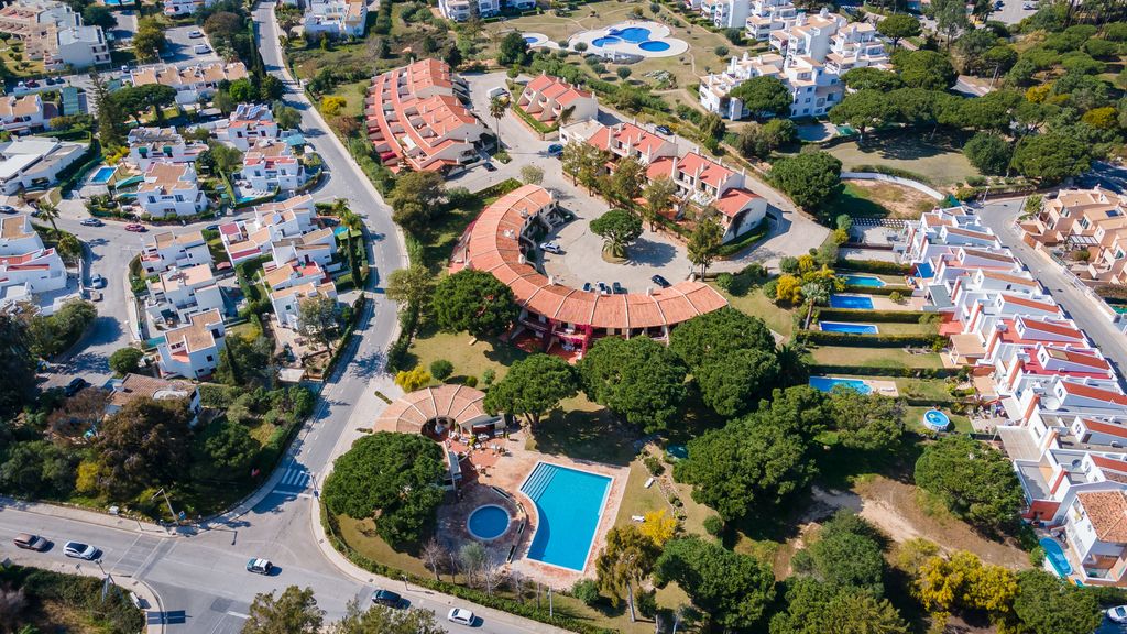 Gorgeous 2BDR W/Patio & Pool by LovelyStay