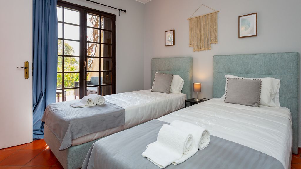 Gorgeous 2BDR W/Patio & Pool by LovelyStay