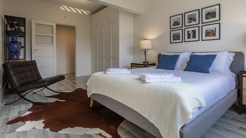 Glamorous Lisbon 2BDR Apartment by LovelyStay