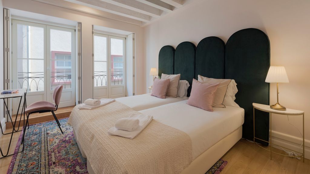 Mouzinho Luxury 3BR Flat l 5 min Walk to Ribeira