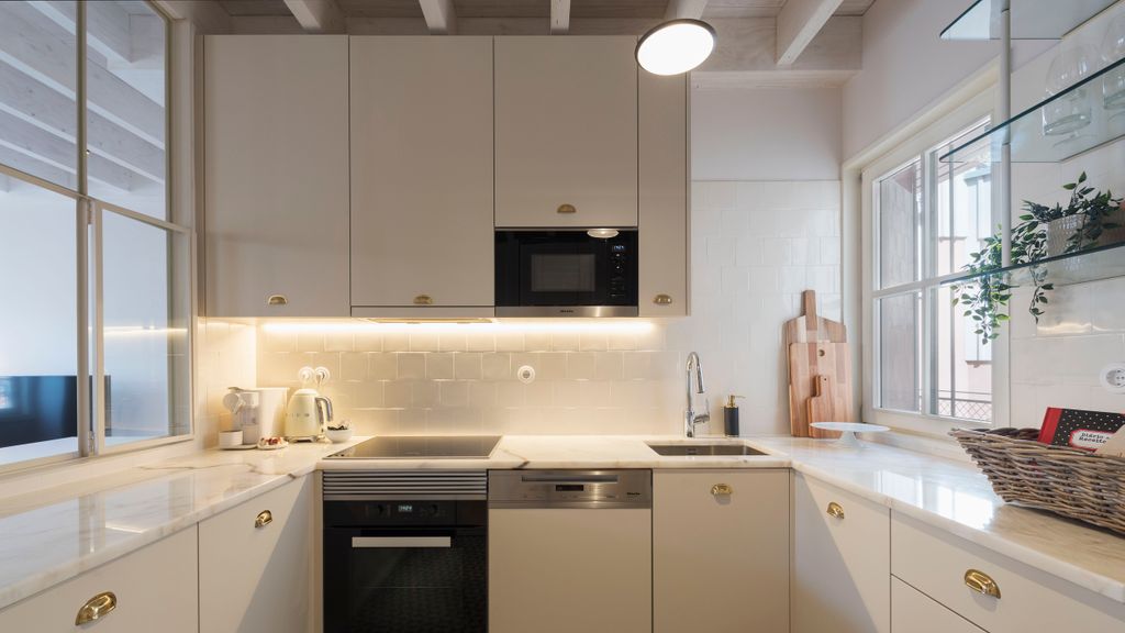 Mouzinho Luxury 3BR Flat l 5 min Walk to Ribeira