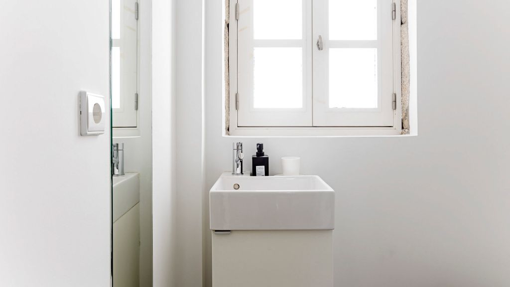 Lóios 66, 4º by LovelyStay