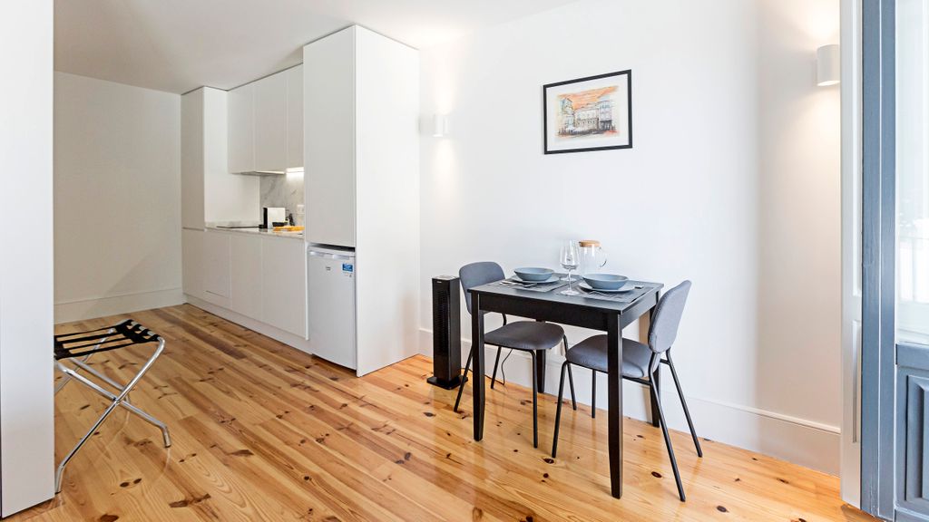 Lapa Flat in City Center by LovelyStay