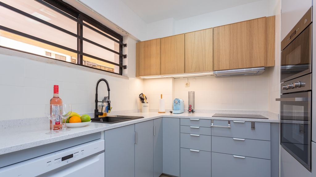2BDR W/ Pool - 5min from beach by LovelyStay
