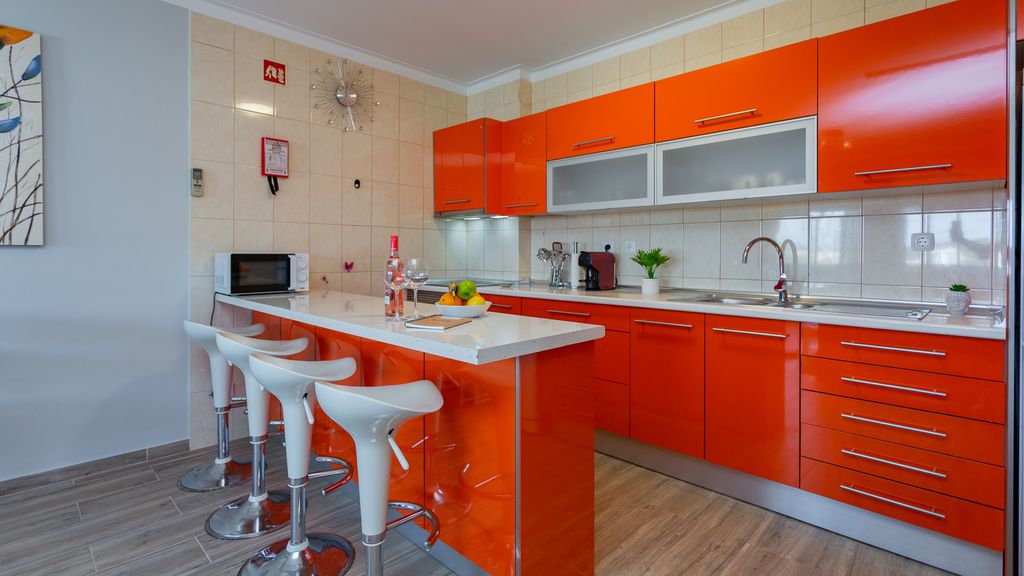 Comfort 1BDR Apartment W/Pool by LovelyStay