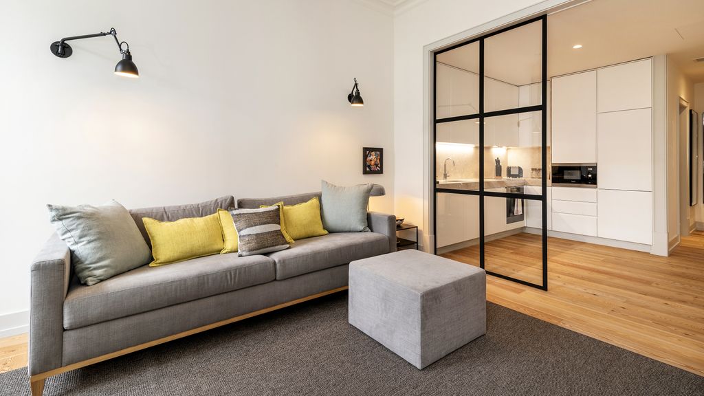 Beautiful Flat near Pç. do Comércio by LovelyStay