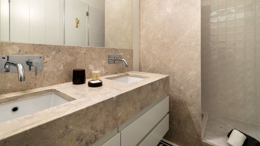 Beautiful Flat near Pç. do Comércio by LovelyStay