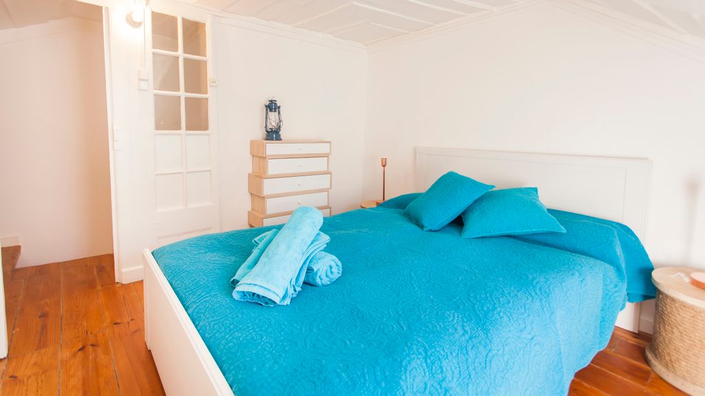 Bairro Alto Living 2BDR Duplex by LovelyStay