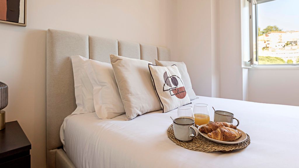 Modern Flat in Miragaia by LovelyStay