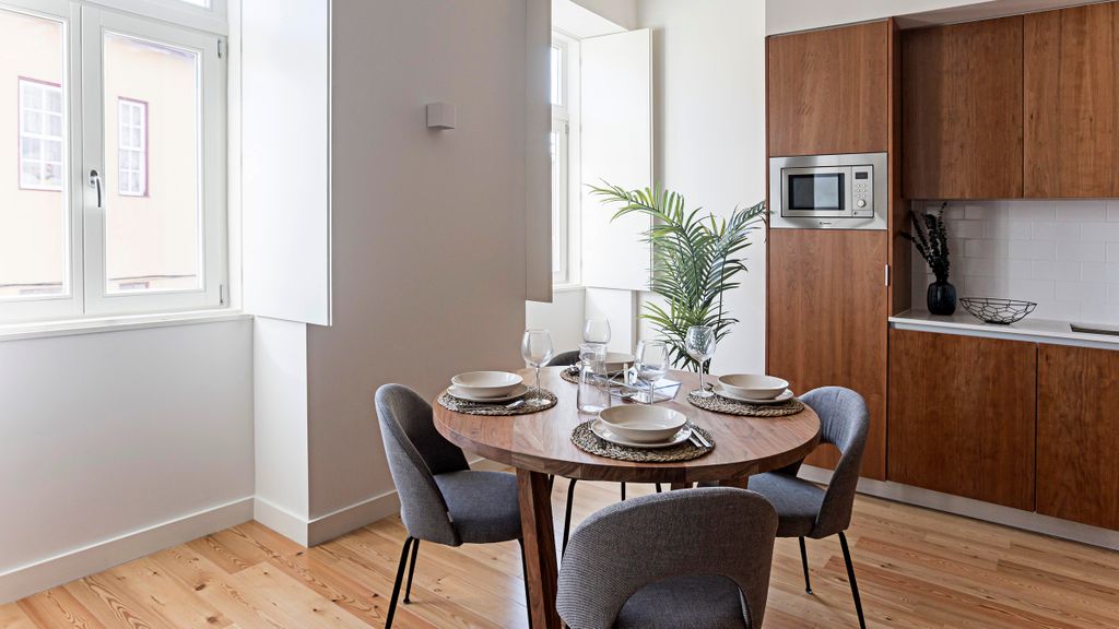 Modern Flat in Miragaia by LovelyStay