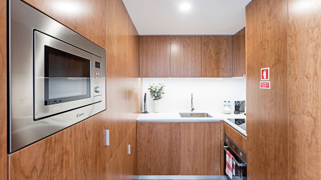 Stunning Duplex Near River by LovelyStay