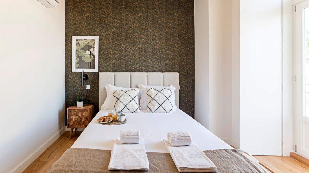 Stunning Duplex Near River by LovelyStay