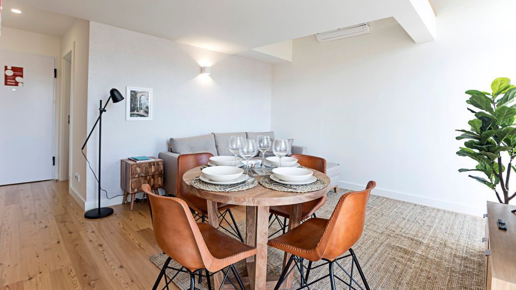 Stunning Duplex Near River by LovelyStay