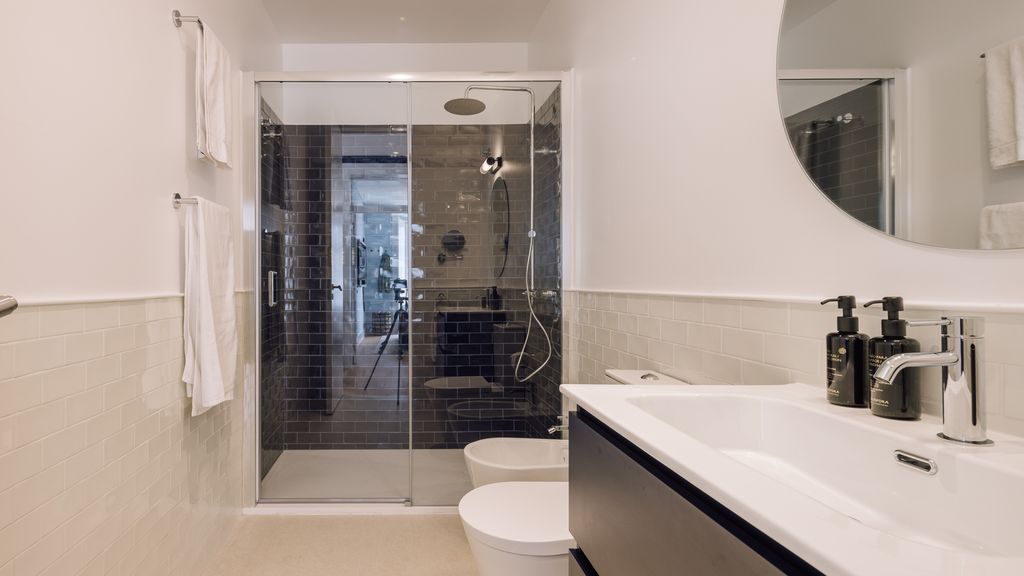 One Bedroom Apartment