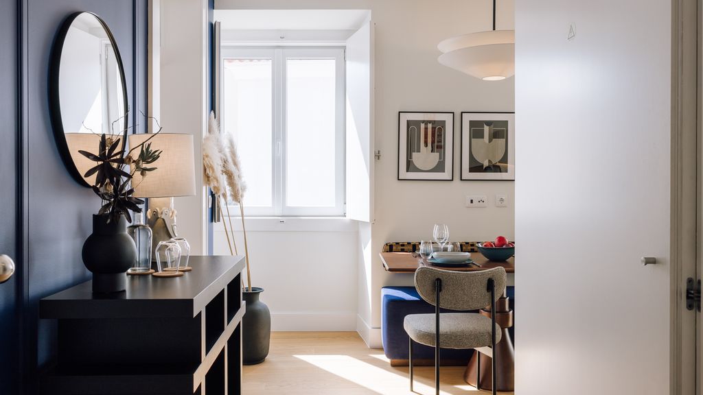 One Bedroom Apartment