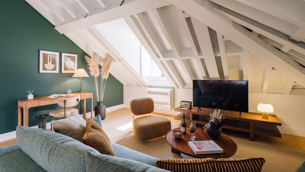Two Bedroom Deluxe Apartment