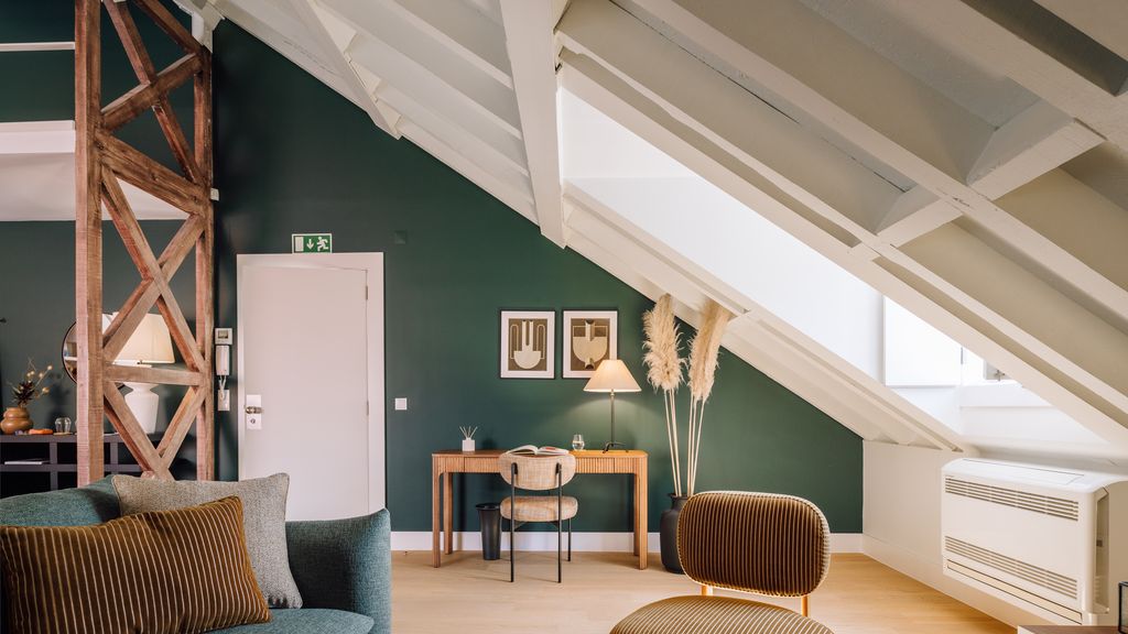 Two Bedroom Deluxe Apartment