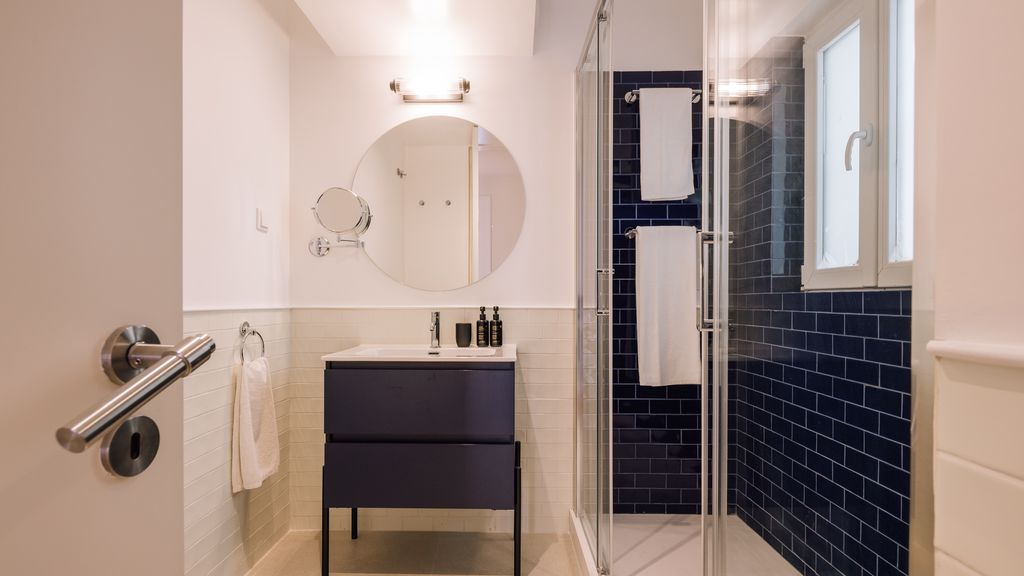 Two Bedroom Deluxe Apartment