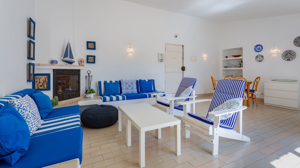 Sea 3BDR House W/ Patio by Lovelystay