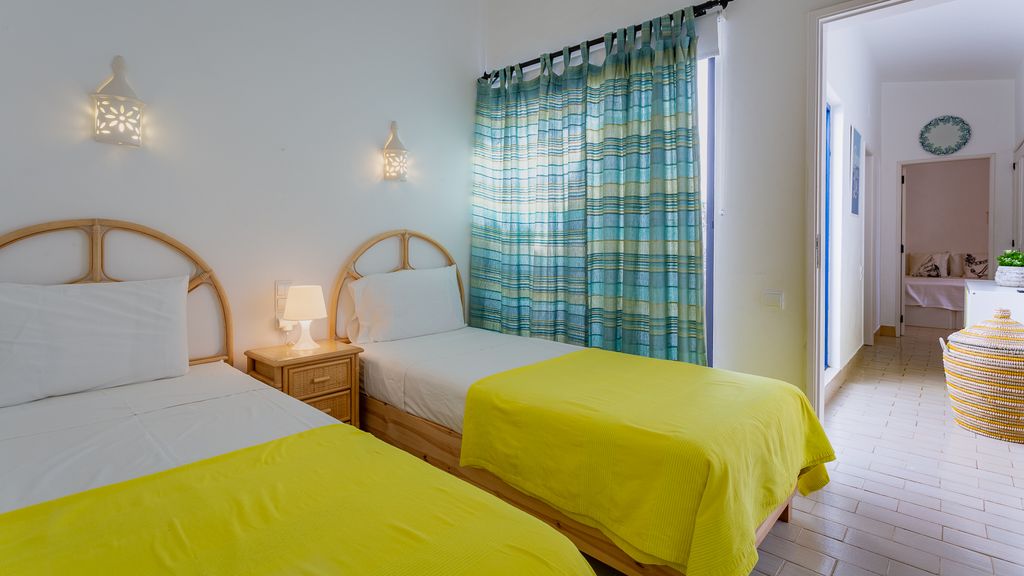 Sea 3BDR House W/ Patio by Lovelystay