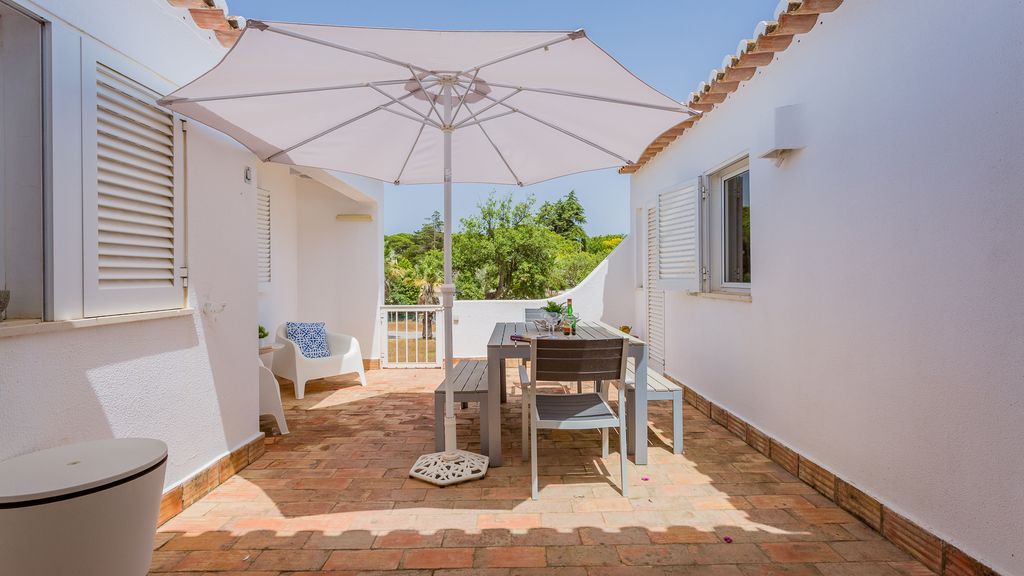 Sea 3BDR House W/ Patio by Lovelystay