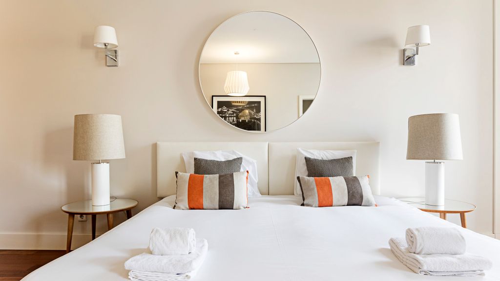 Palácio das Cardosas Studio by LovelyStay