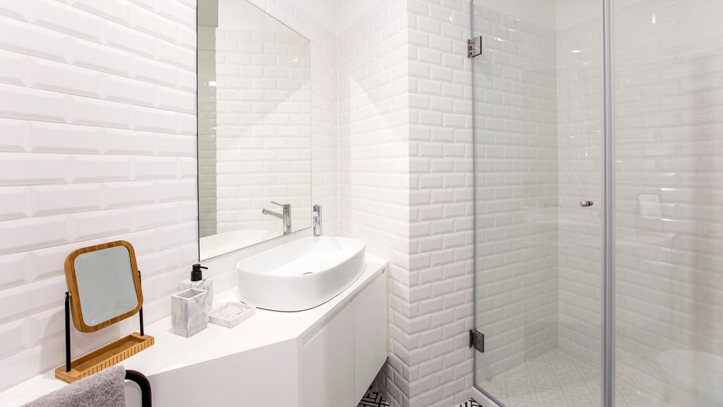 Downtown Wonder Flat w/ AC by LovelyStay