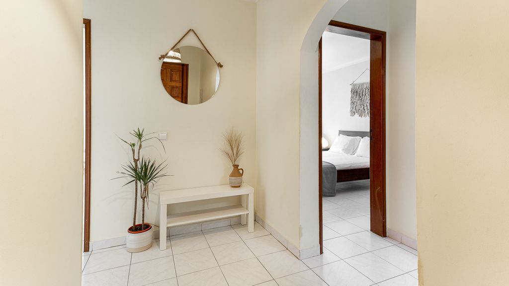 1 BDR Infante Flat in Quarteira by LovelyStay