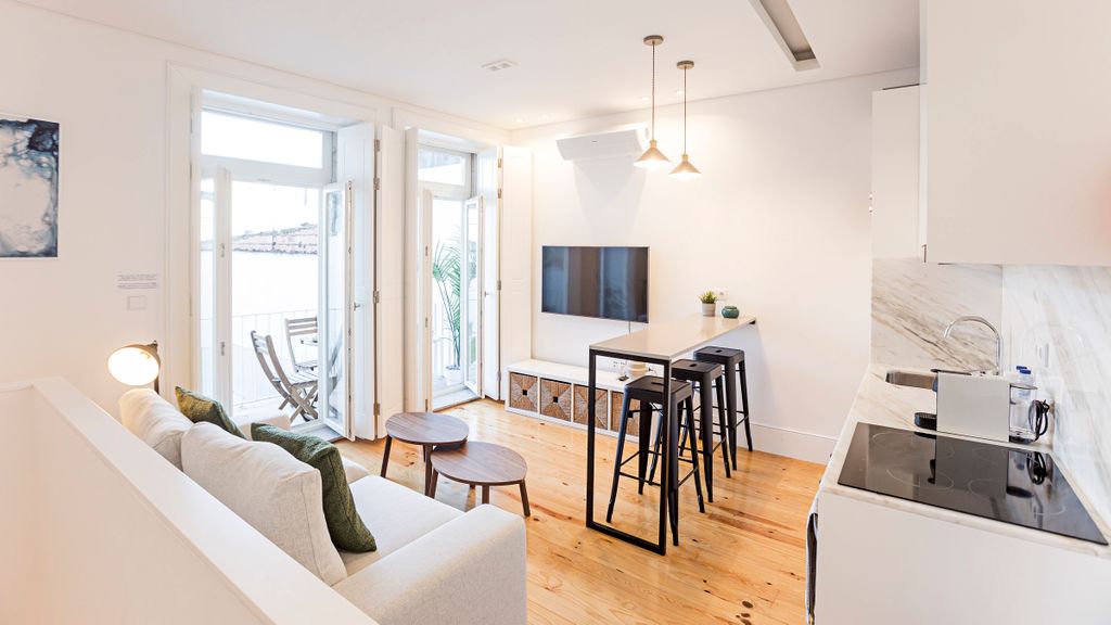 Wonderful Duplex w/ Patio & AC by LovelyStay