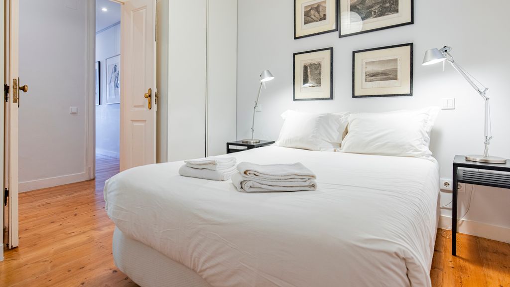 Castelo Design W/ Balcony & View by LovelyStay