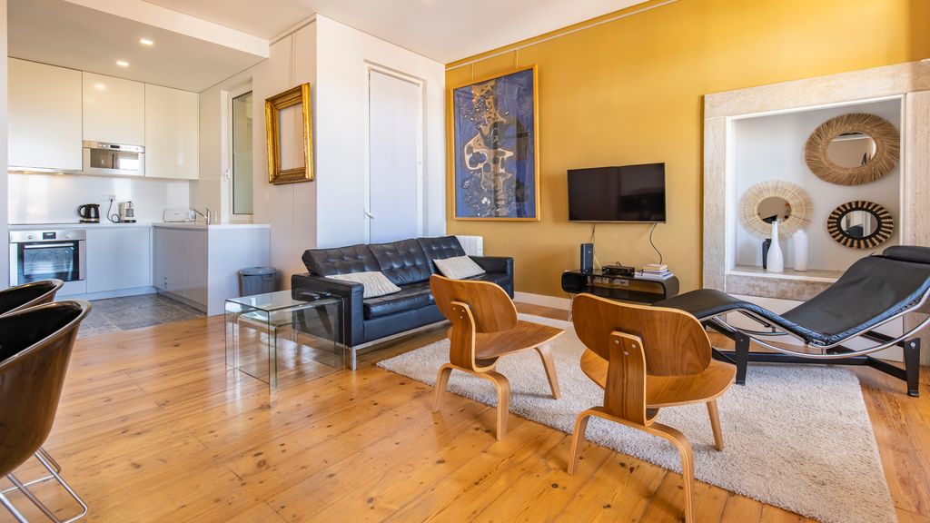 Castelo Design W/ Balcony & View by LovelyStay