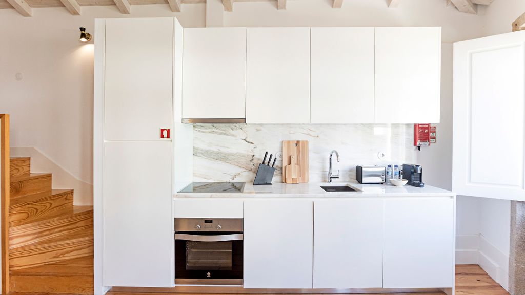 Bright & Central Studio by LovelyStay