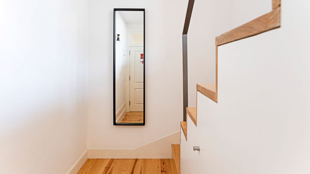 Bright & Central Studio by LovelyStay