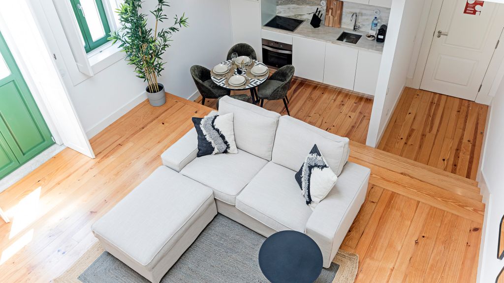 Central 2BR Apartment w/ Patio by LovelyStay